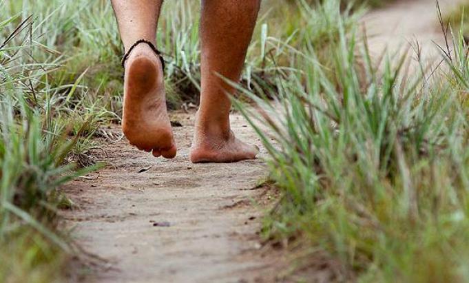 The-Zen-of-Barefoot-Walking